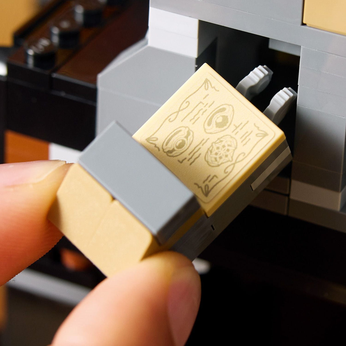 LEGO® ICONS™ The Lord of the Rings: Barad-dûr™