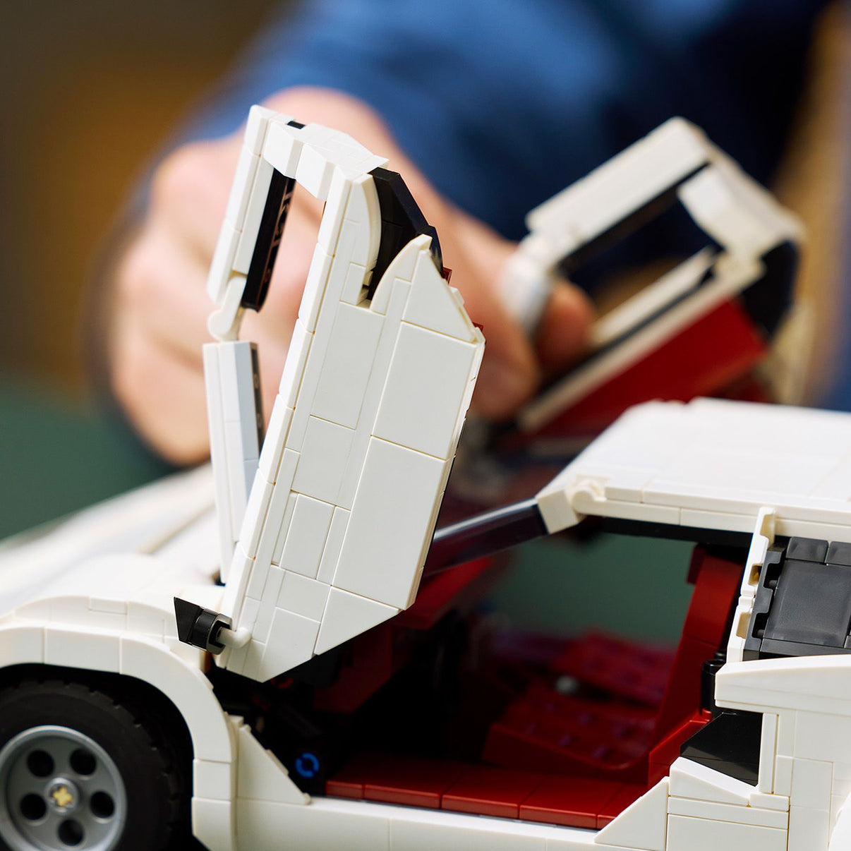 LEGO® Icons Lamborghini Countach 5000 Quattrovalvole
