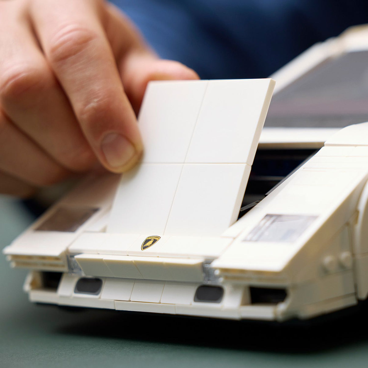 LEGO® Icons Lamborghini Countach 5000 Quattrovalvole