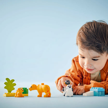LEGO® 10442 DUPLO™ Wild Animal Families: Penguins & Lions