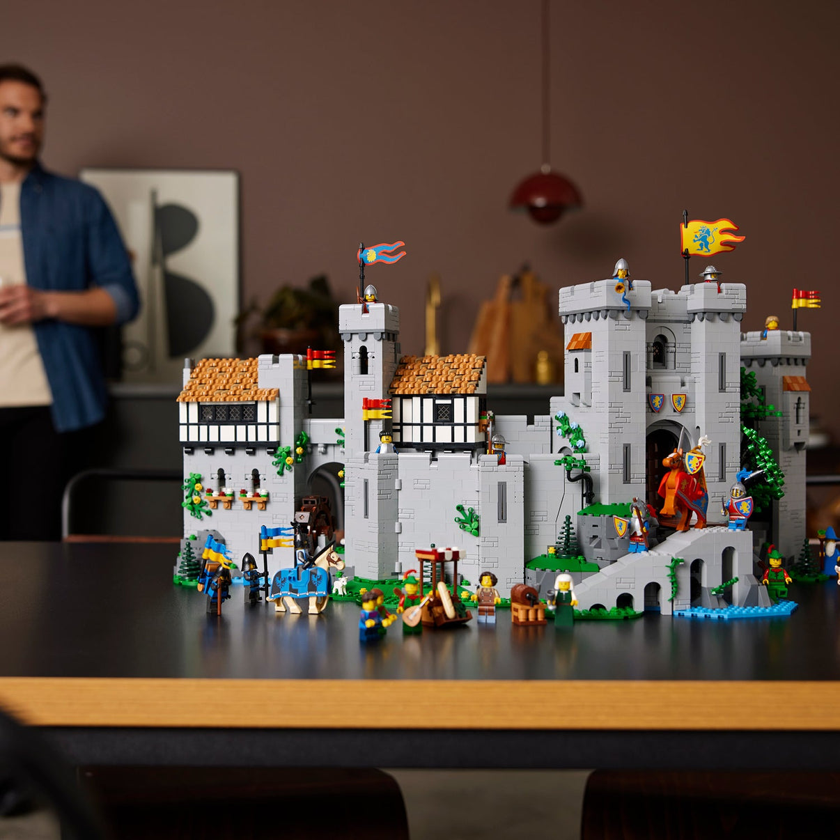 LEGO® Icons Lion Knights' Castle