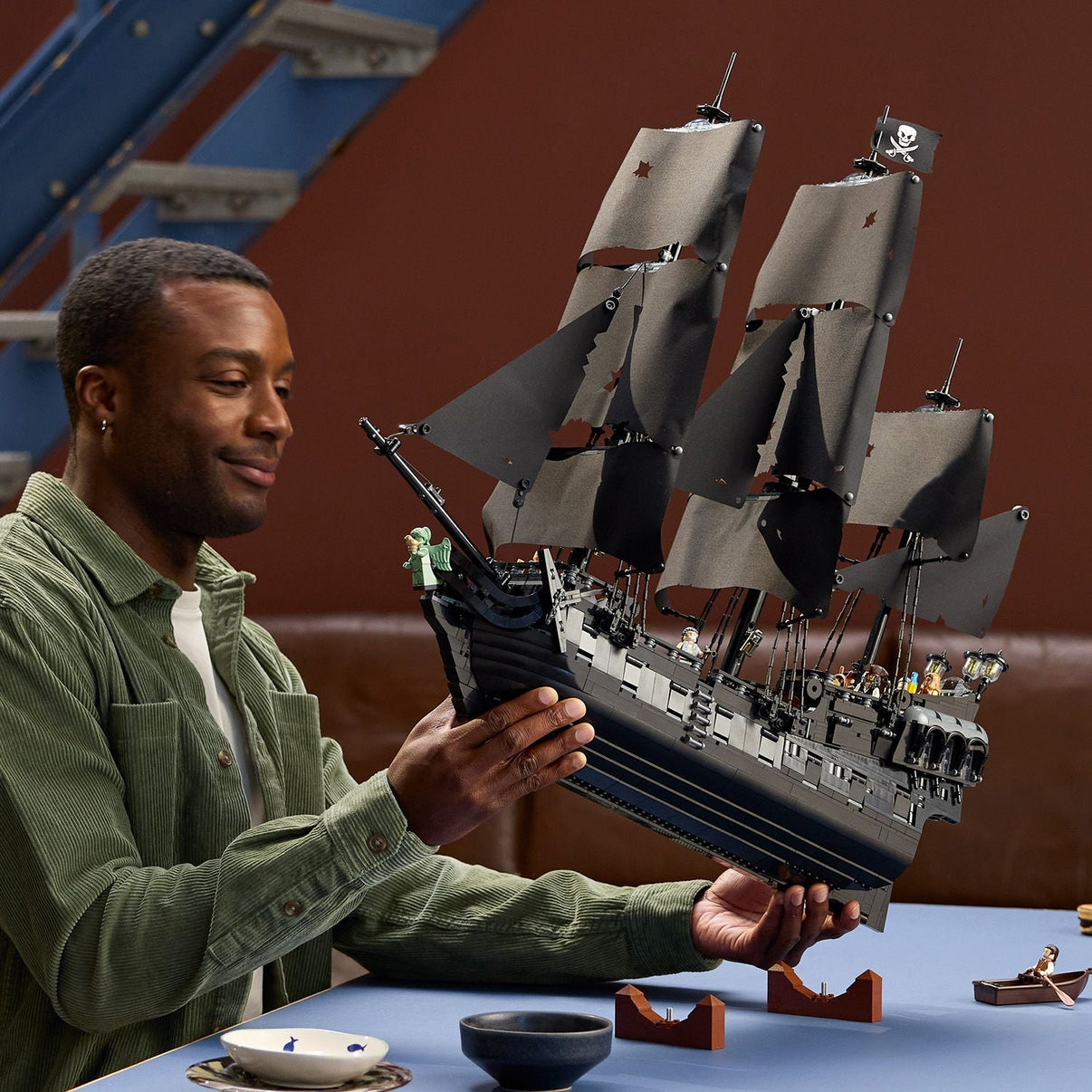 LEGO® ICONS™ Captain Jack Sparrow’s Pirate Ship