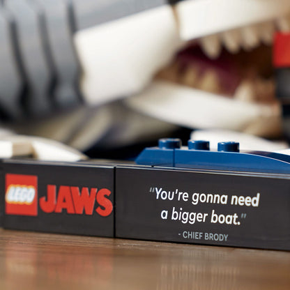LEGO® 21350 Ideas Jaws