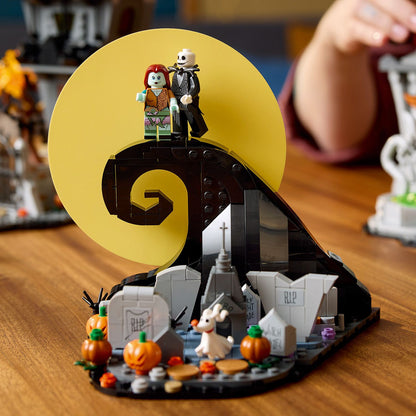 LEGO® 21351 Ideas Disney Tim Burton’s The Nightmare Before Christmas