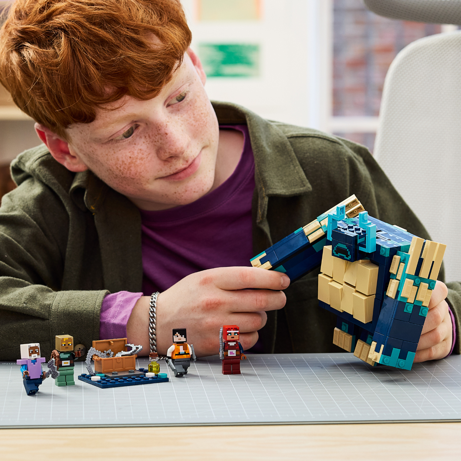 LEGO® Minecraft® The Twisted Warden Battle
