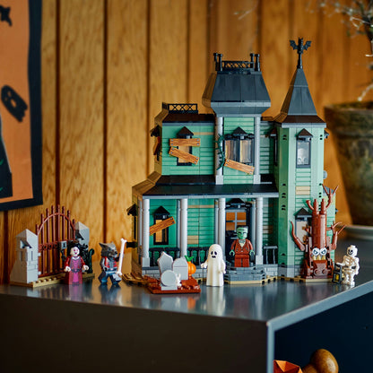 LEGO 31167 Creator 3-in-1 Haunted Mansion