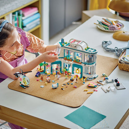 LEGO 42621 Friends™ Heartlake City Hospital