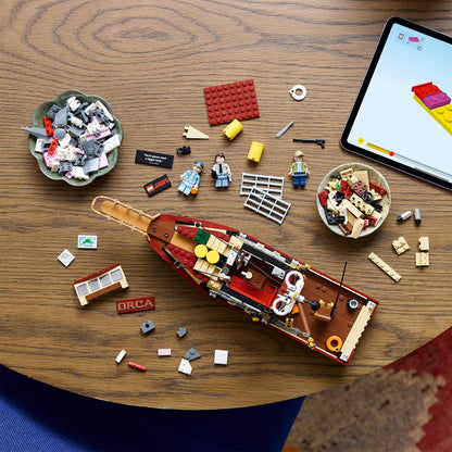 LEGO® 21350 Ideas Jaws