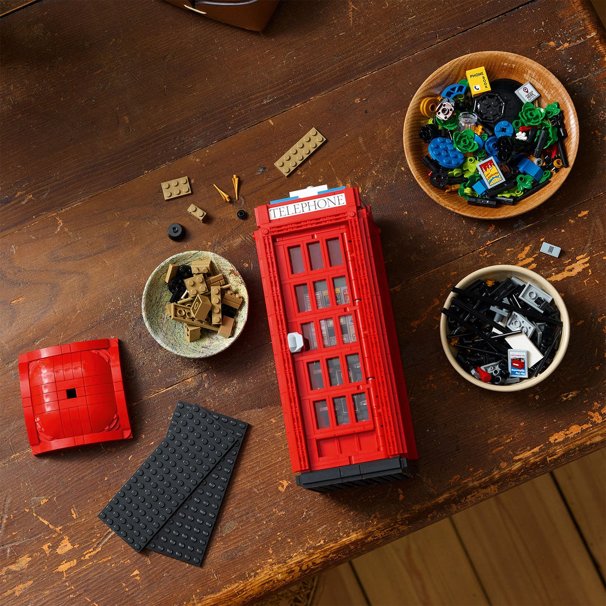 LEGO® Ideas Red London Telephone Box