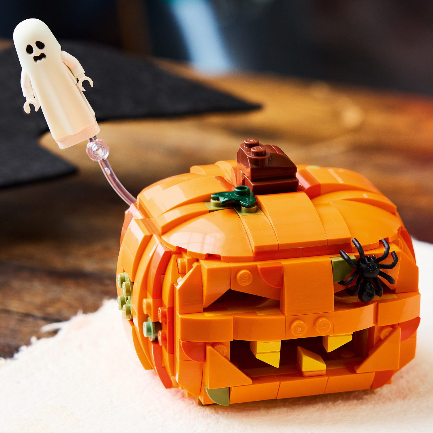 LEGO® Halloween Pumpkin Lantern