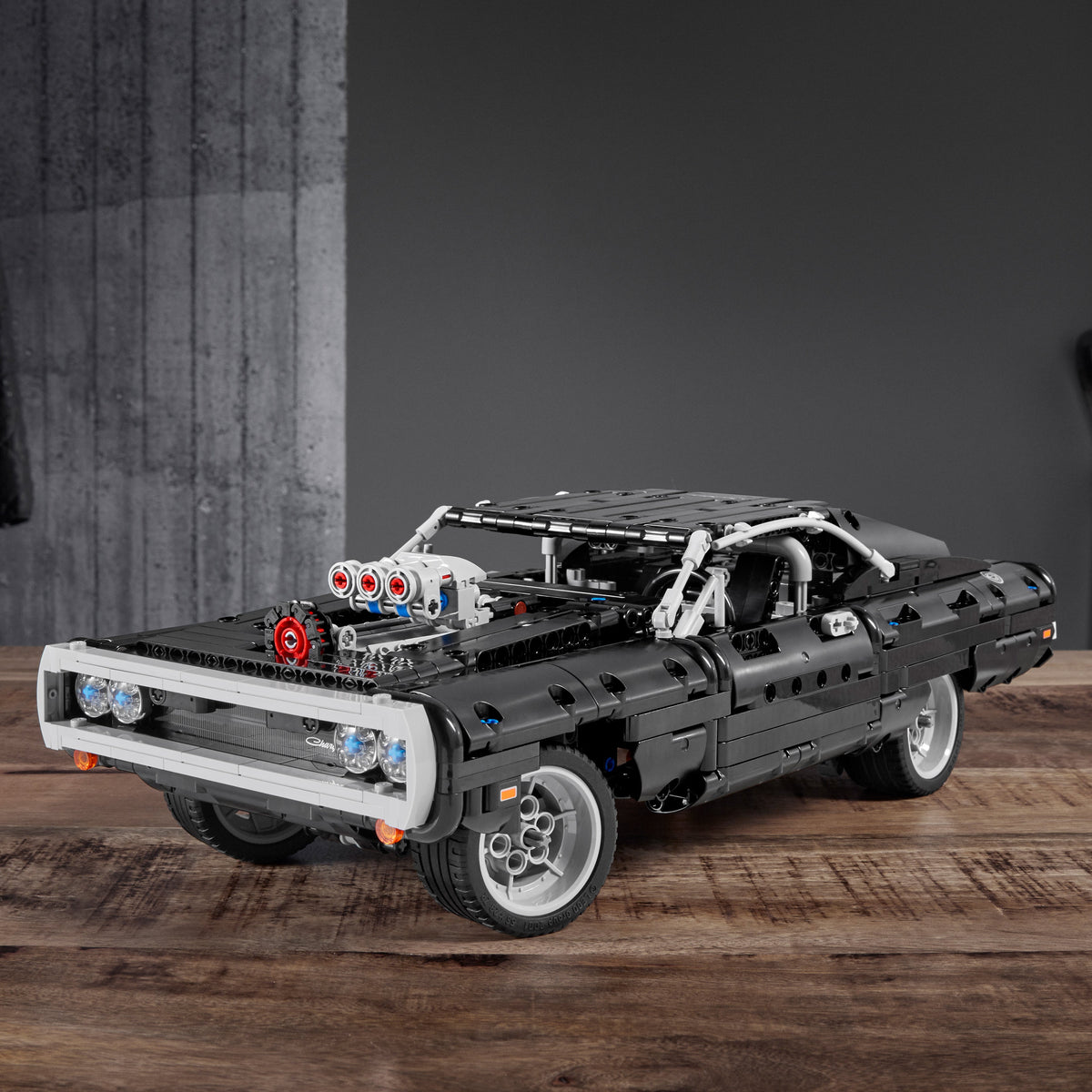 LEGO® Technic Doms Dodge Charger