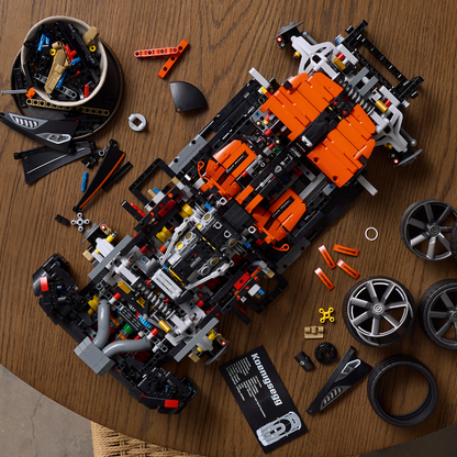 LEGO® Technic Koenigsegg Sadair’s Spear Megacar
