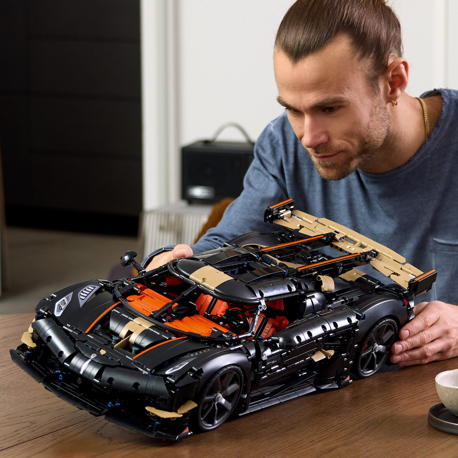 LEGO® Technic Koenigsegg Sadair’s Spear Megacar