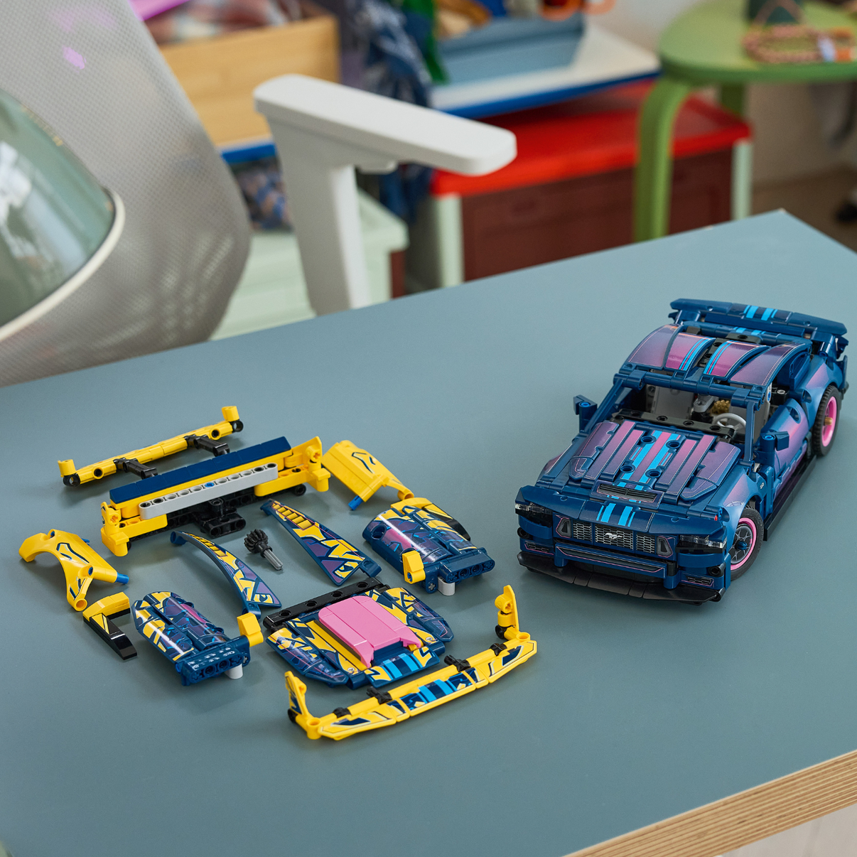 LEGO® Technic Custom Garage Ford Mustang GT Car