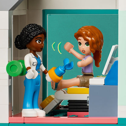 LEGO 42621 Friends™ Heartlake City Hospital