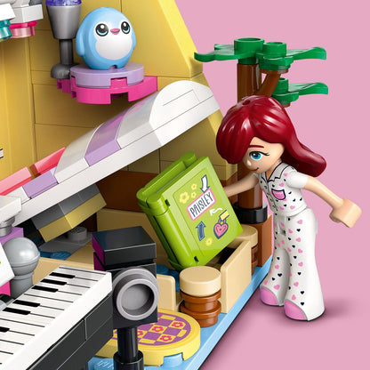 LEGO® 42647 Friends™ Paisley's Room