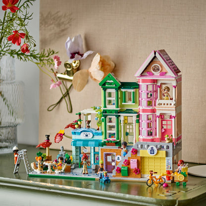 LEGO® 42670 Friends™ Heartlake City Apartments and Stores