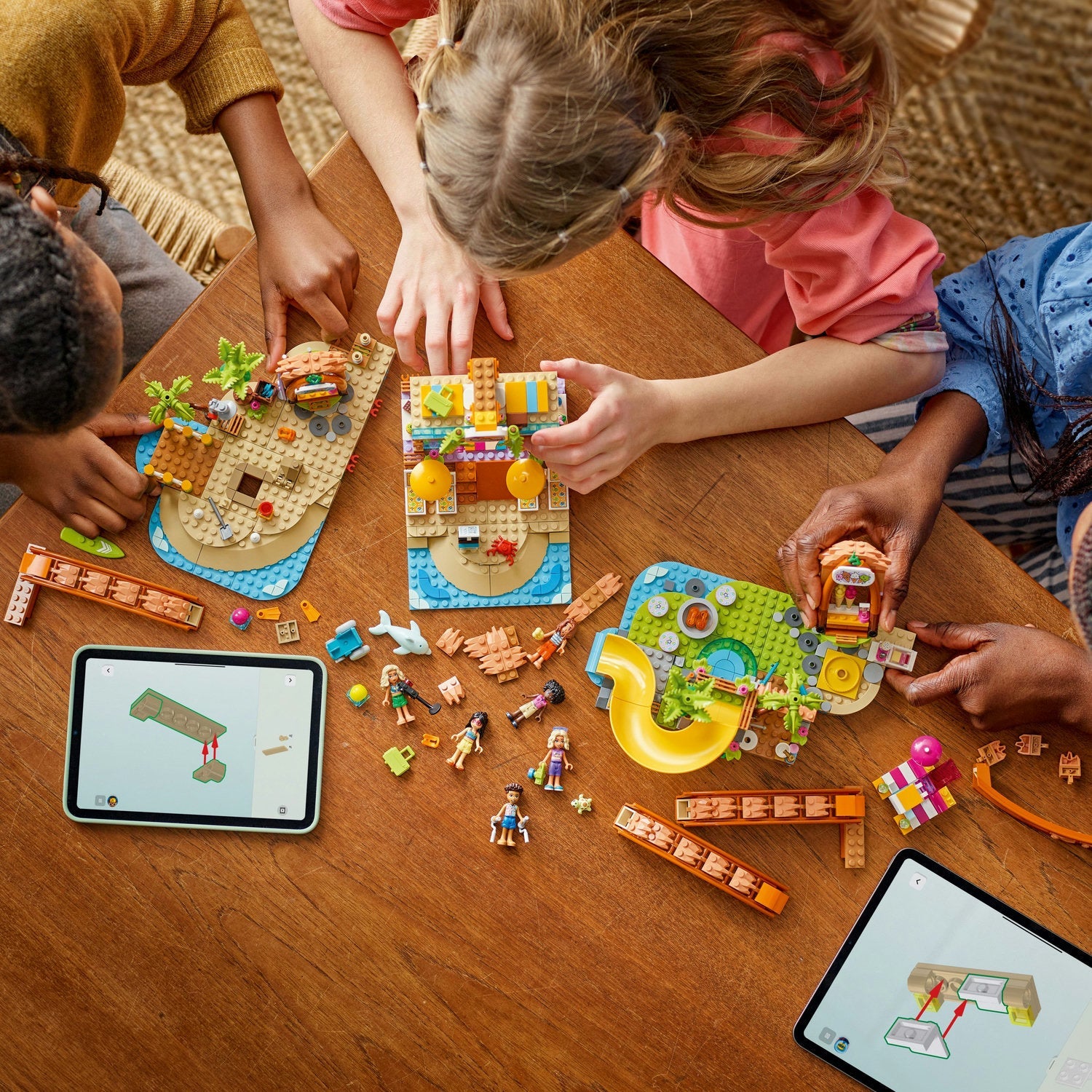 LEGO® Friends™ Family Vacation Beach Resort