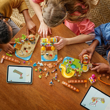 LEGO® Friends™ Family Vacation Beach Resort