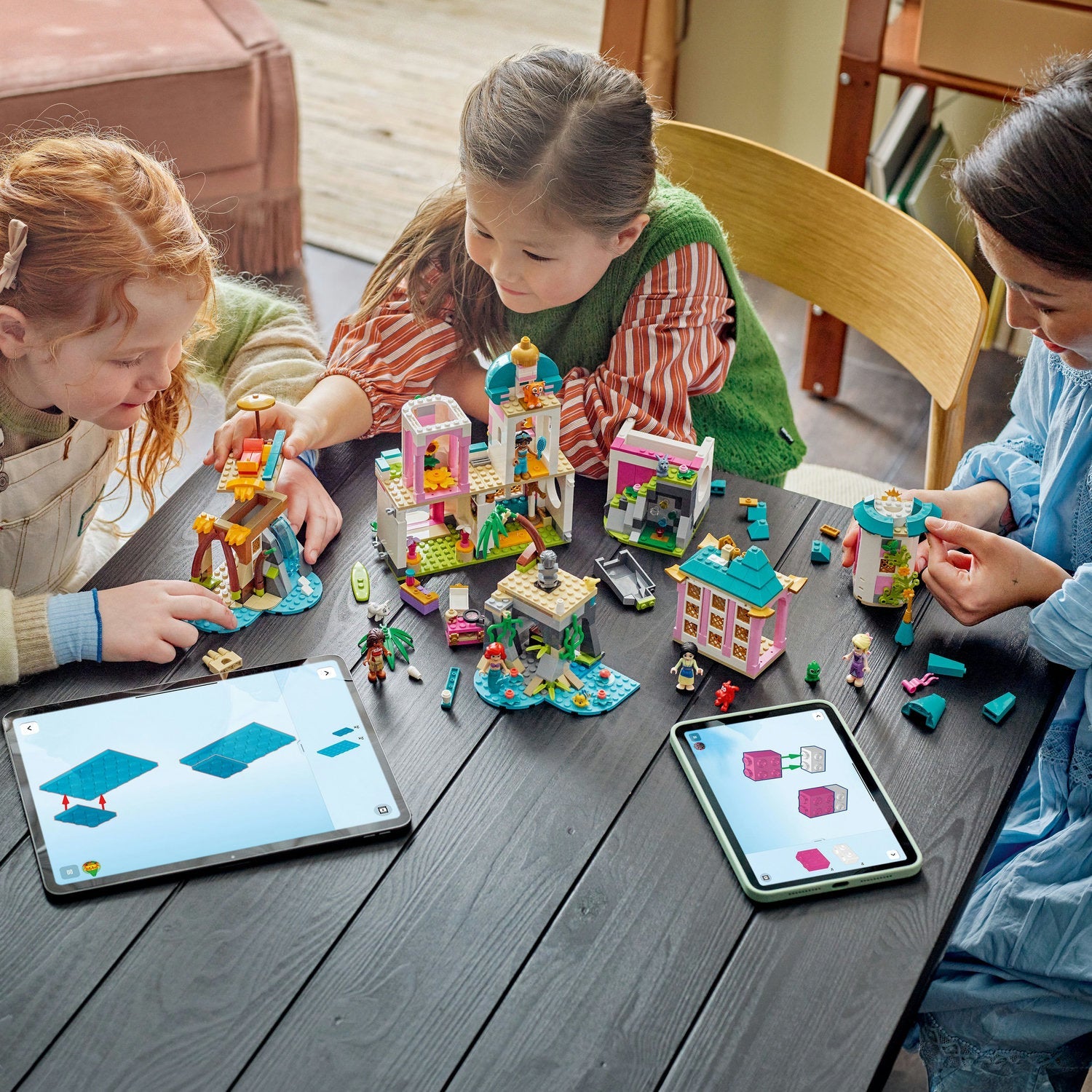 LEGO® Disney™ Princess Castle & Royal Pets