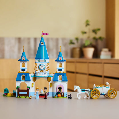 LEGO 43275 Disney™ Cinderella’s Castle & Horse Carriage