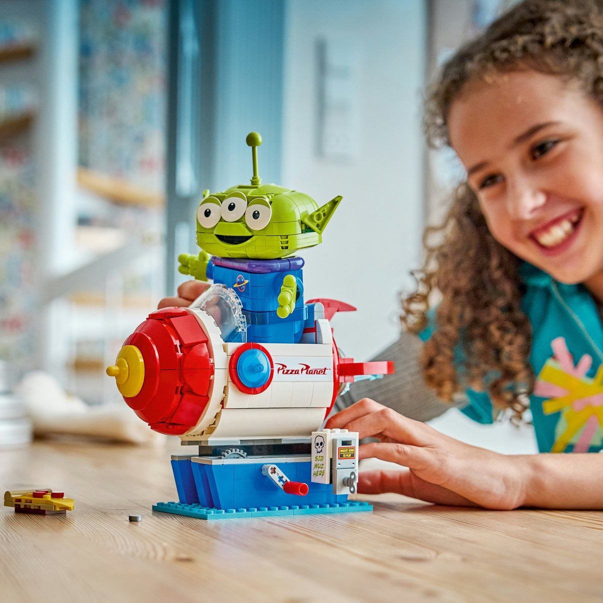 LEGO® | Disney and Pixar Toy Story Alien with Pizza Planet Rocket Ride