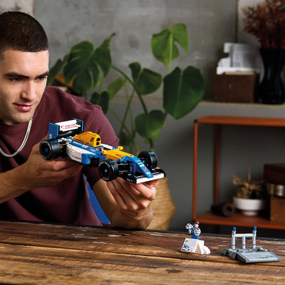 LEGO® ICONS™ Williams Racing FW14B & Nigel Mansell 10353
