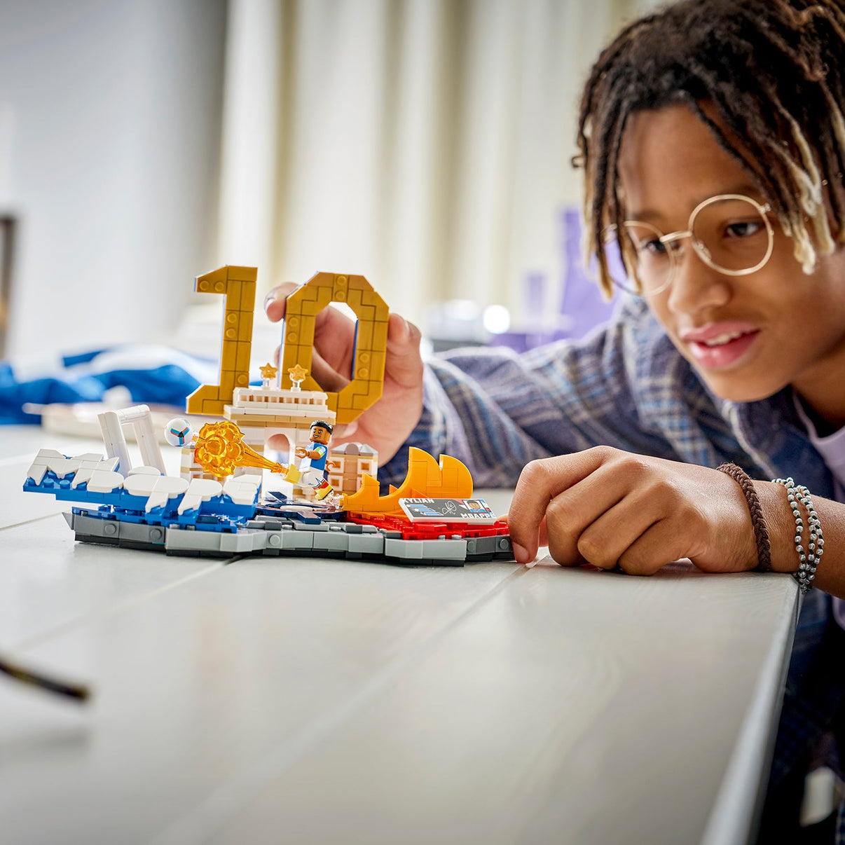 LEGO® Editions Kylian Mbappé – Football Highlights