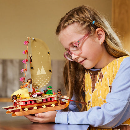 LEGO 43270 Disney™ Moana's Adventure Canoe