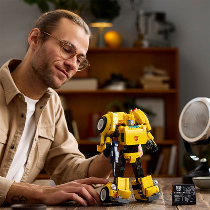 LEGO® 10338 ICONS™ Transformers Bumblebee