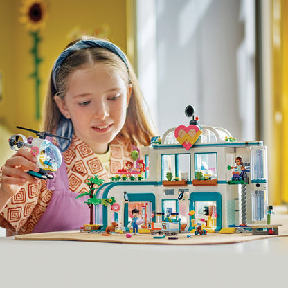 LEGO 42621 Friends™ Heartlake City Hospital