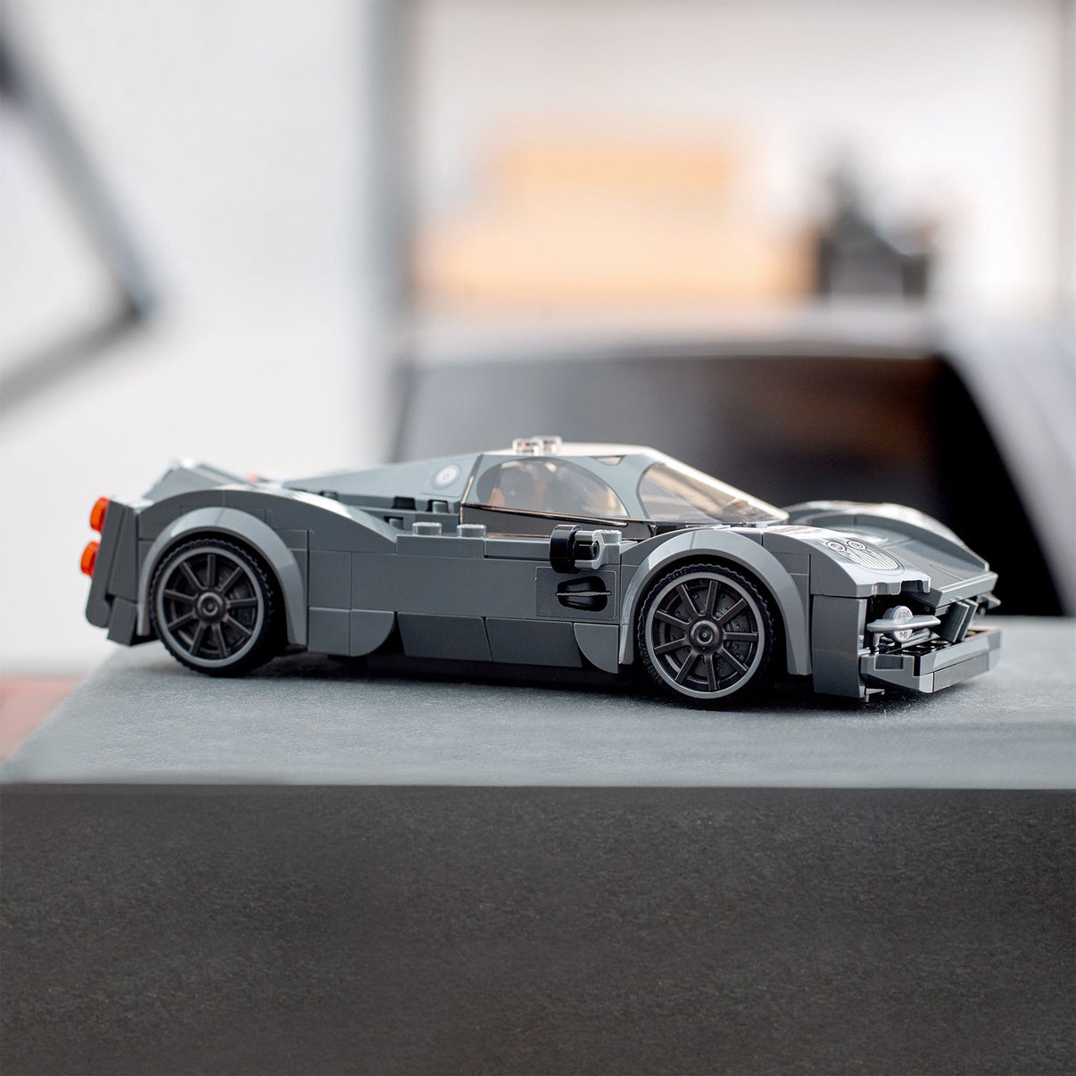 LEGO® Speed Champions Pagani Utopia