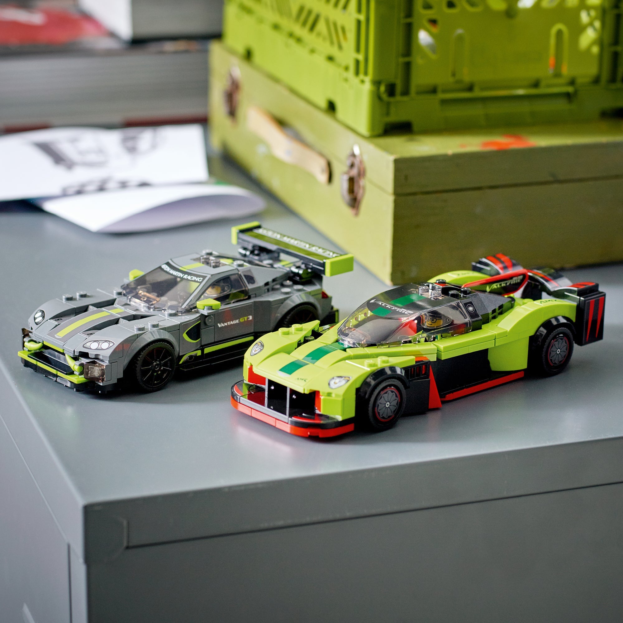 LEGO® Speed Champions Aston Martin Valkyrie AMR Pro and Aston Martin Vantage GT3