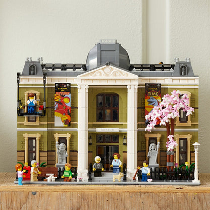 LEGO® 10326 ICONS™ Natural History Museum