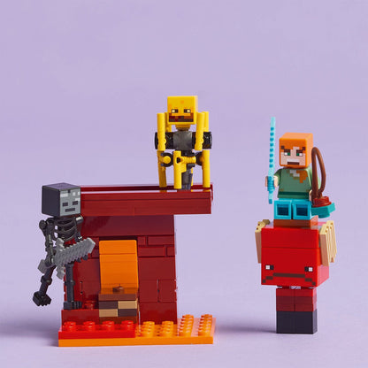 LEGO® 21266 Minecraft® The Nether Lava Battle