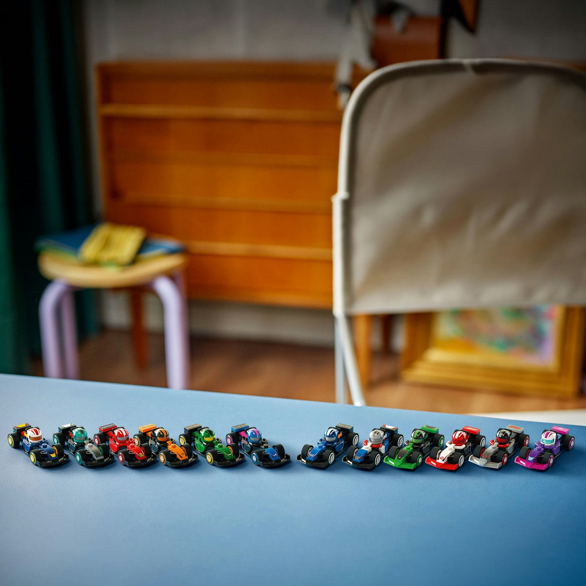 LEGO® Minifigures F1 Collectible Race Cars