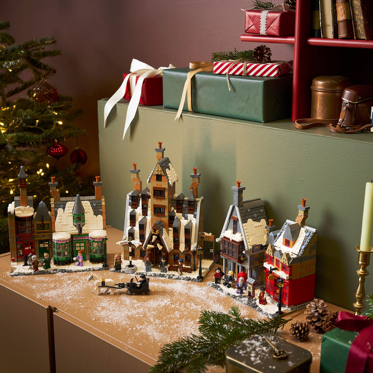 LEGO® Harry Potter™ Hogsmeade™ Village – Collectors' Edition