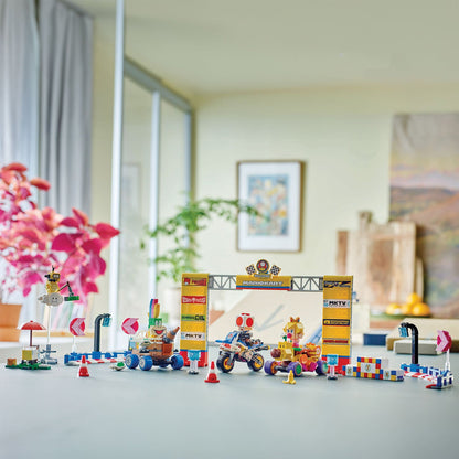 LEGO 72036 Super Mario™: Mario Kart™ – Baby Peach & Grand Prix Set