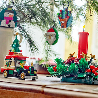 LEGO® 40746 Santa’s Delivery Truck