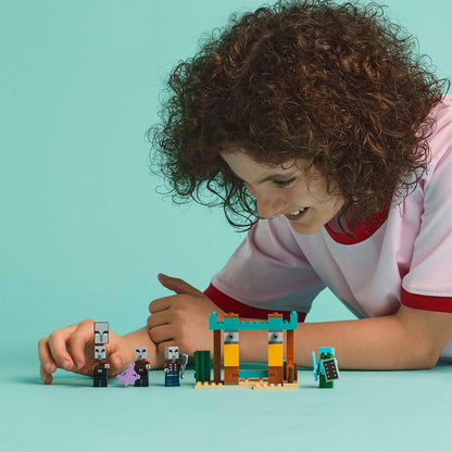 LEGO® 21267 Minecraft® The Illager Desert Patrol