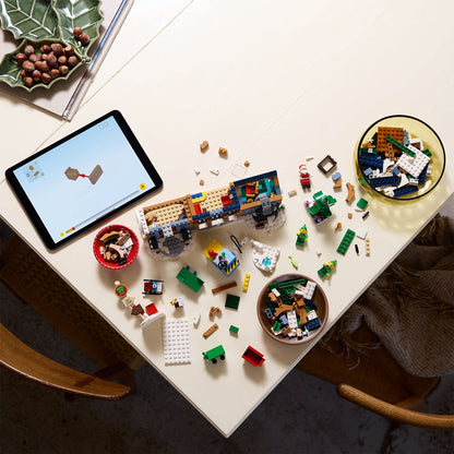 LEGO 10339 ICONS™ Santa’s Post Office