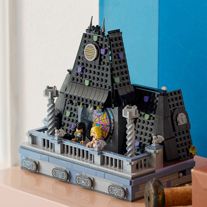 LEGO® 76781 Wednesday: Wednesday & Enid’s Dorm Room