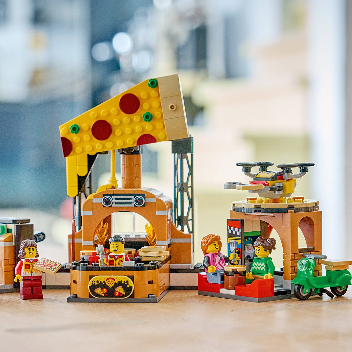 LEGO® City Pizza Delivery Experience with Vehicles