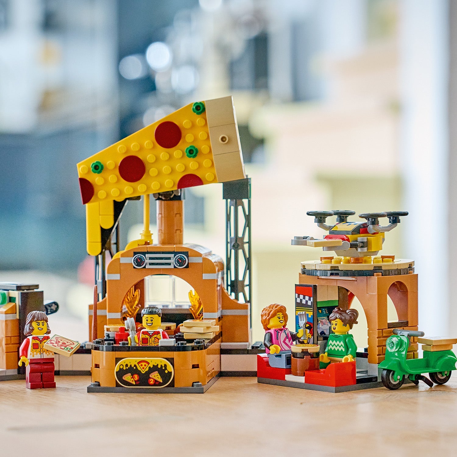 LEGO® City Pizza Delivery Experience with Vehicles