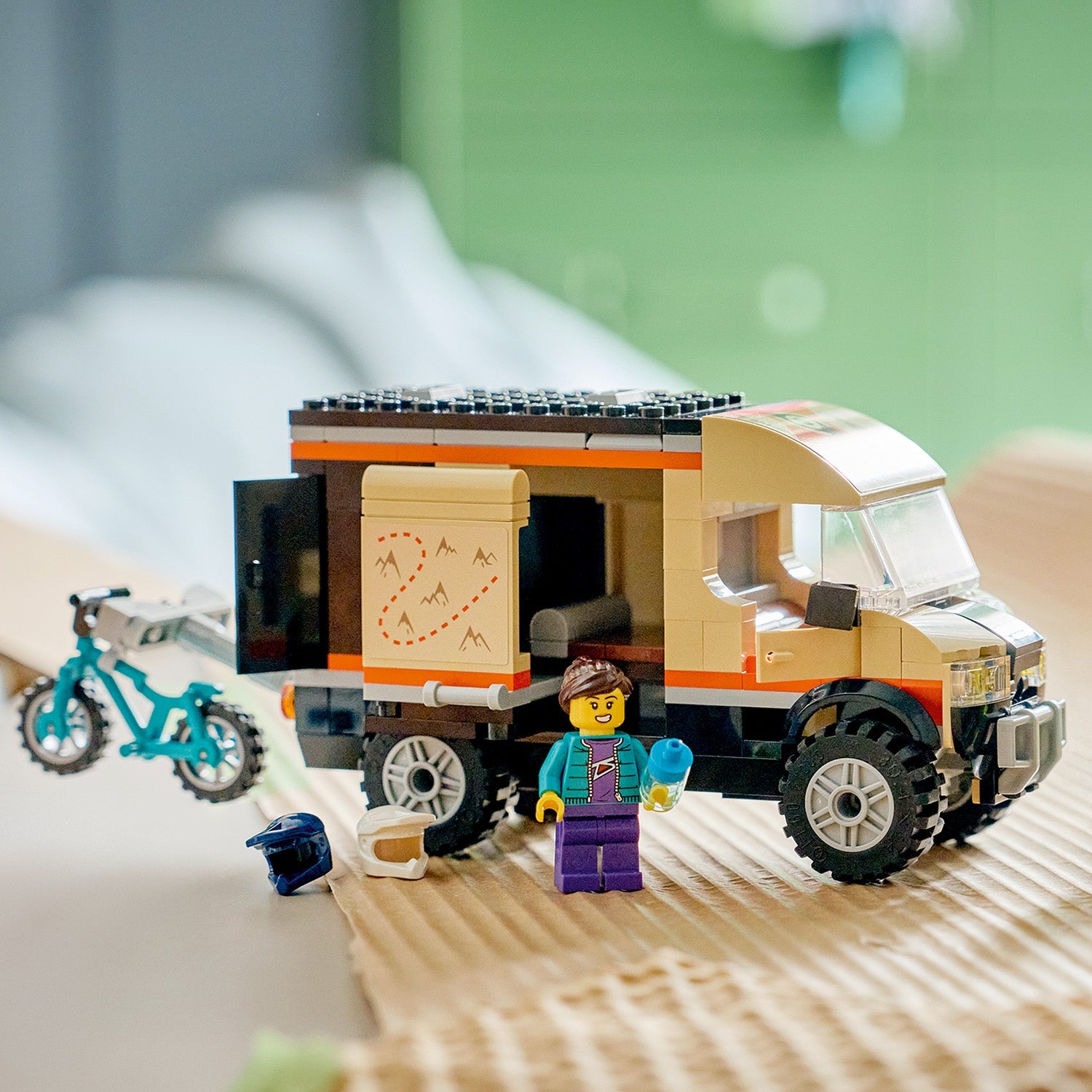 LEGO® City Mountain Bike Adventure Van