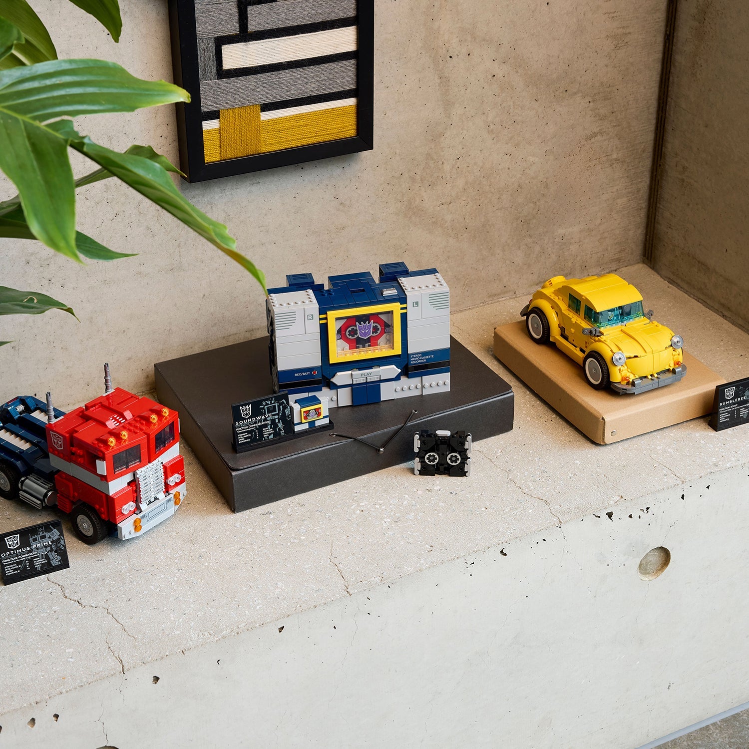LEGO® ICONS™ Transformers: Soundwave