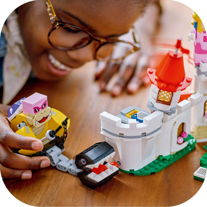 LEGO® 71435 Super Mario™ Battle with Roy at Peach’s Castle