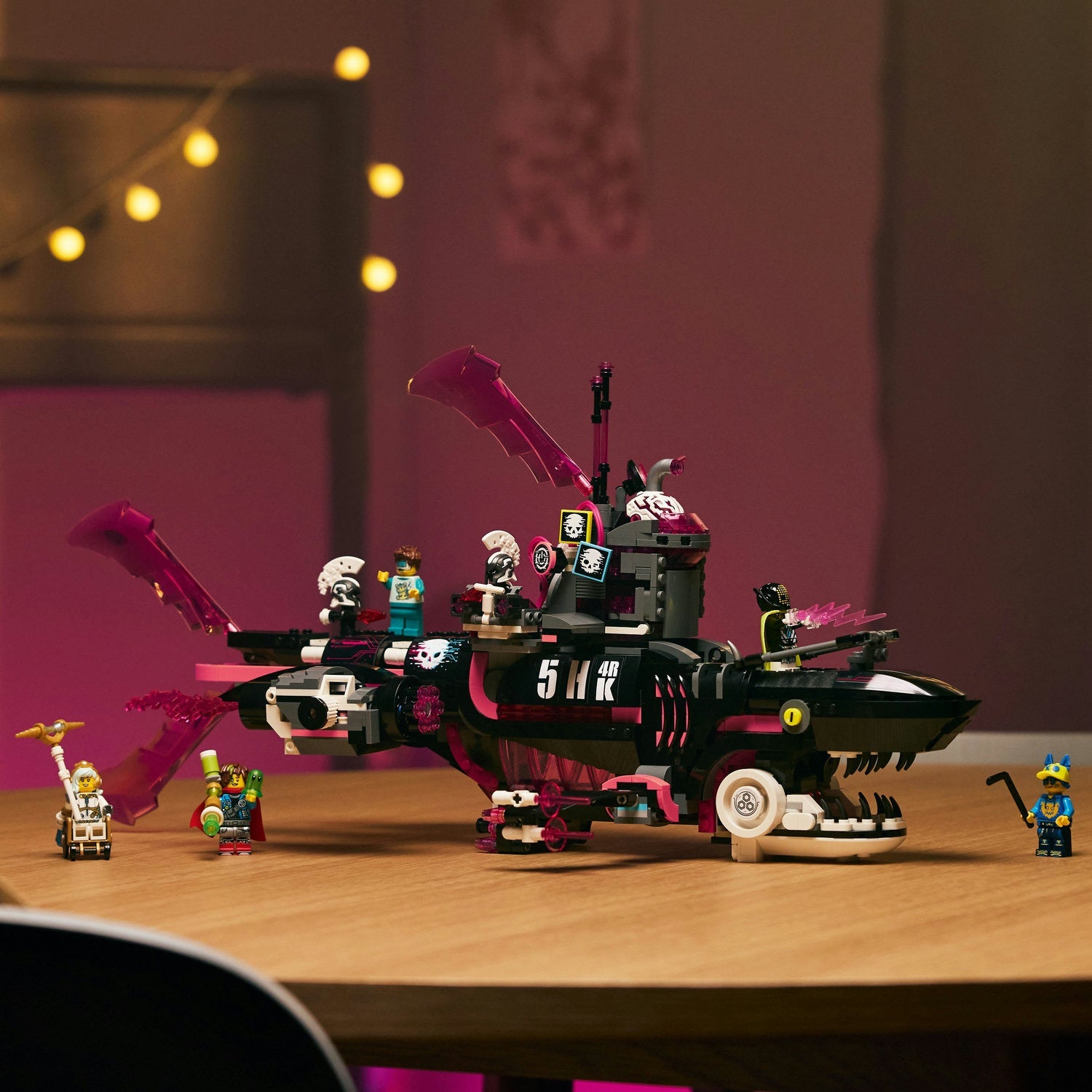 LEGO® DREAMZzz™ Nightmare Shark Submarine
