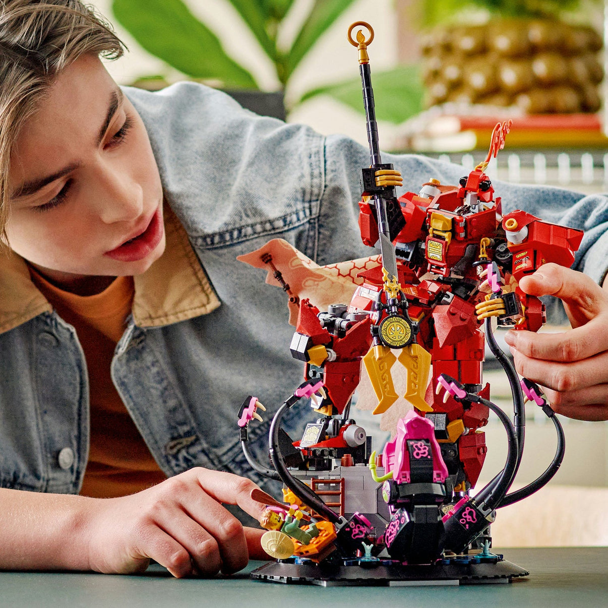 LEGO® NINJAGO® The Fire Knight Mech