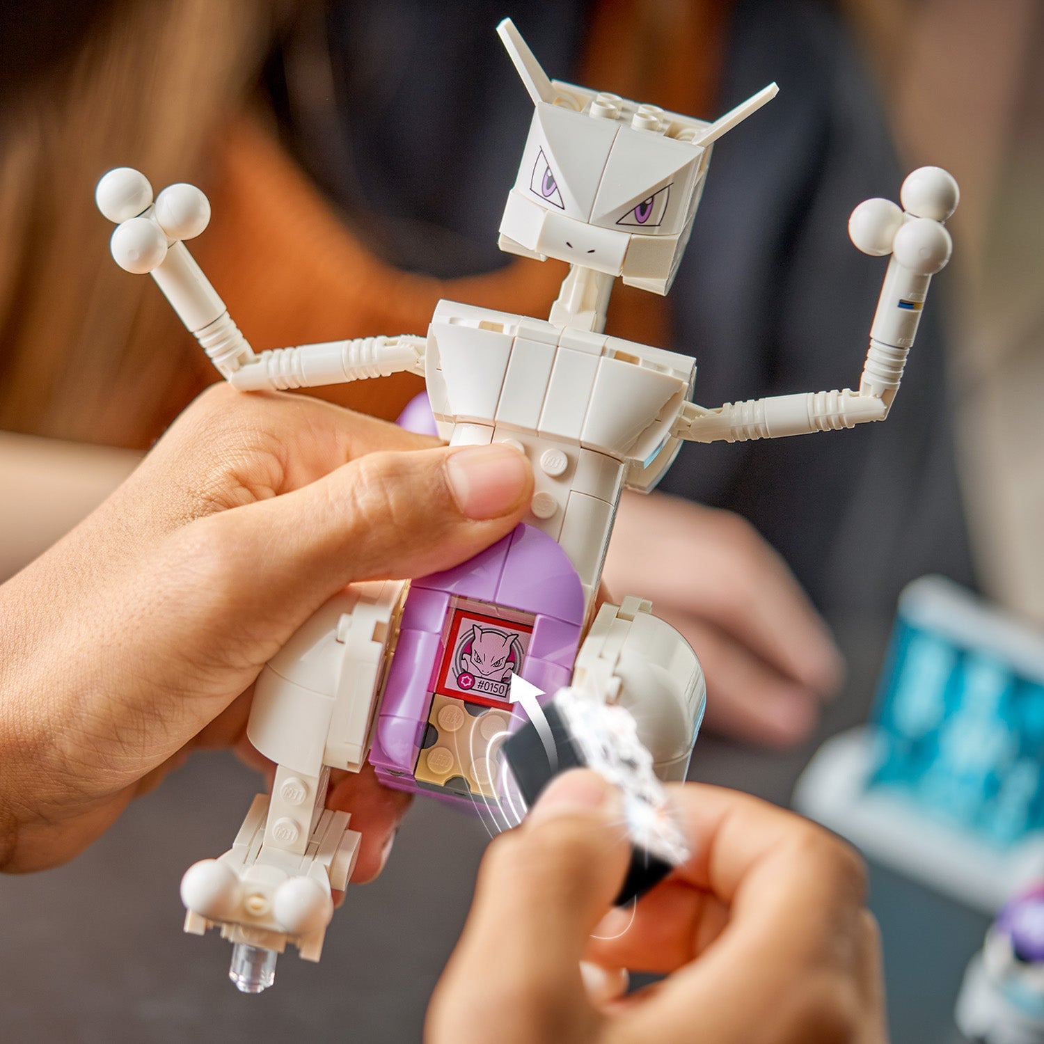 LEGO® Pokémon™ SMART Play™: Mewtwo’s Lab Break